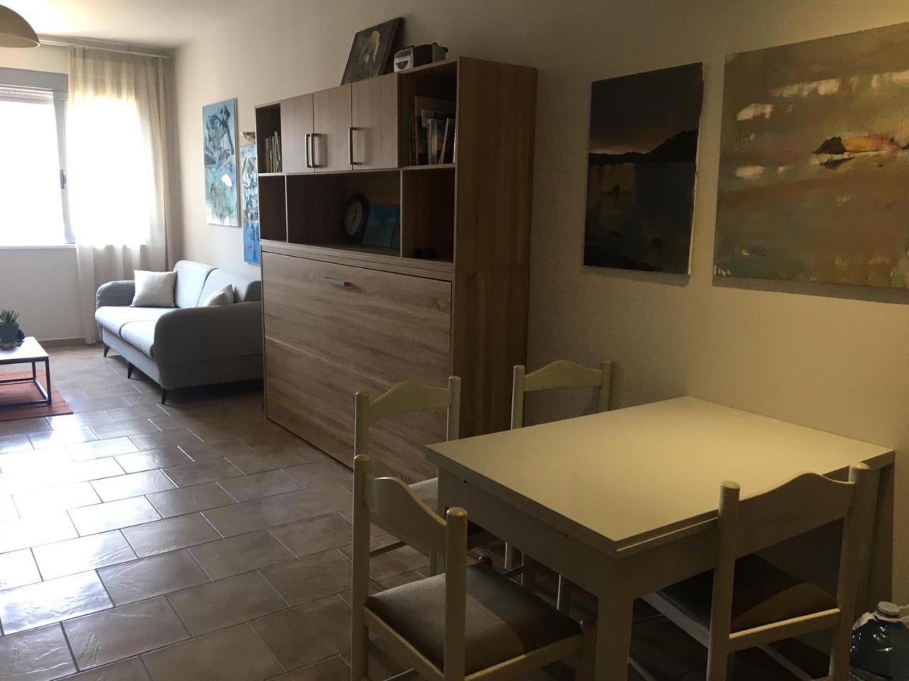 Dallendyshe House Apartamento Orikum